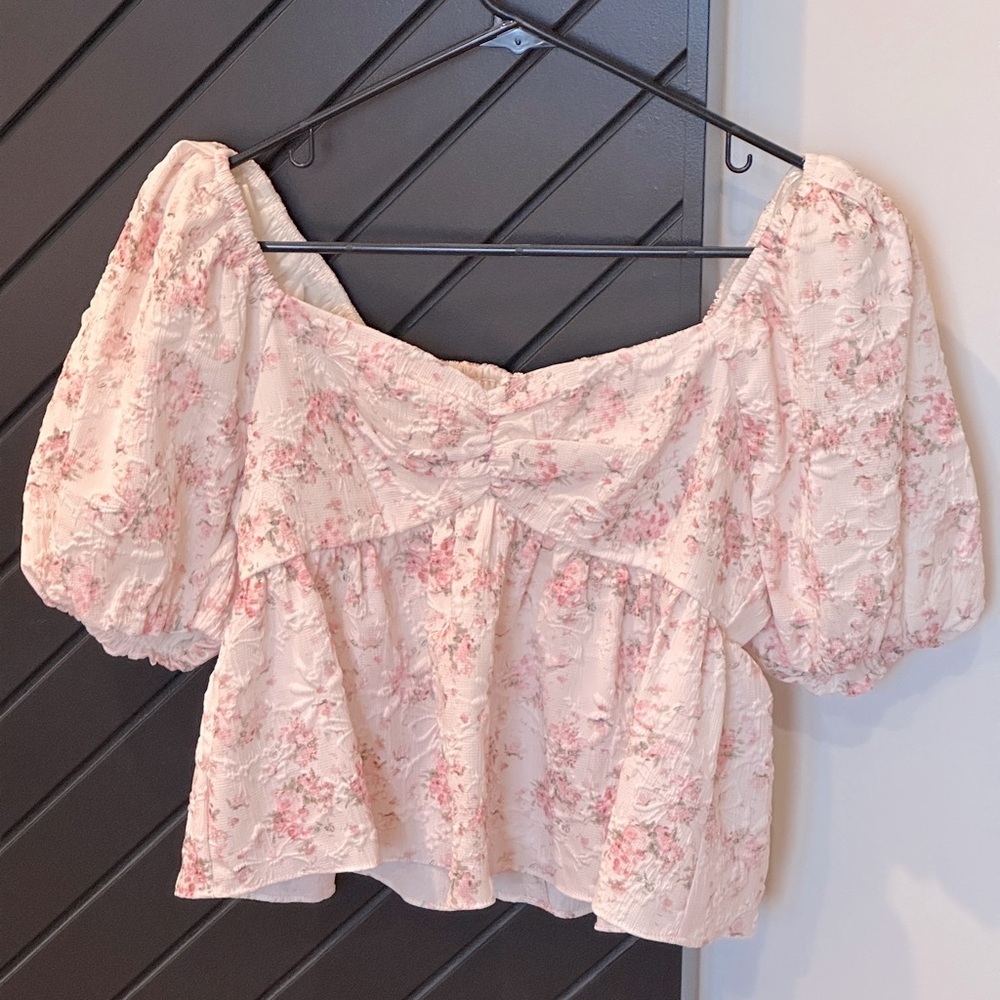 English factory textured top. Worn only once. Excellent condition. Size S.